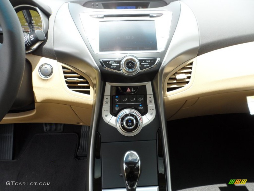 2012 Hyundai Elantra Limited Controls Photo #50910460