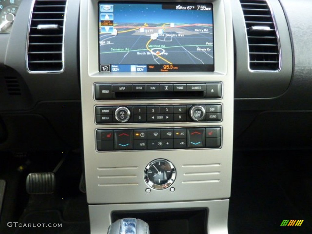 2011 Ford Flex Limited AWD Controls Photo #50912988