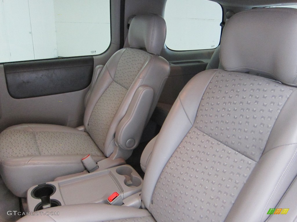Medium Gray Interior 2005 Chevrolet Uplander Standard Uplander Model Photo #50914197