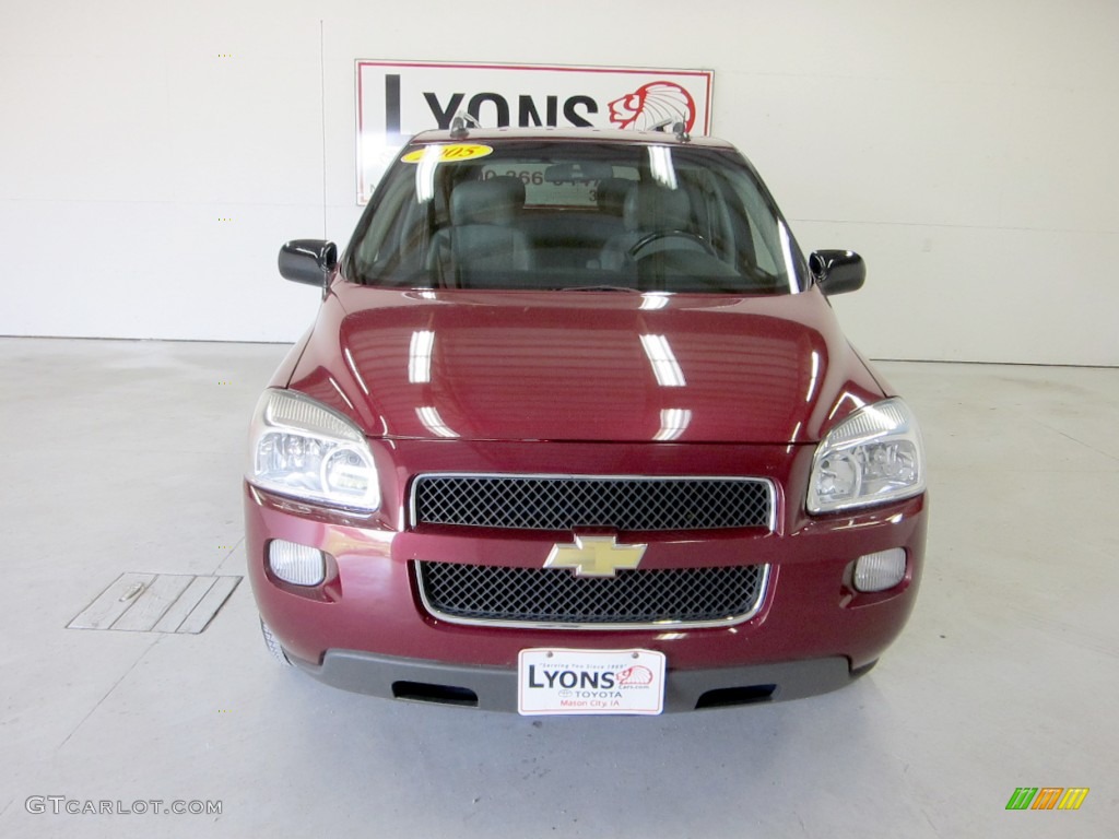 2005 Uplander  - Sport Red Metallic / Medium Gray photo #20