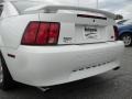 2004 Oxford White Ford Mustang V6 Coupe  photo #16