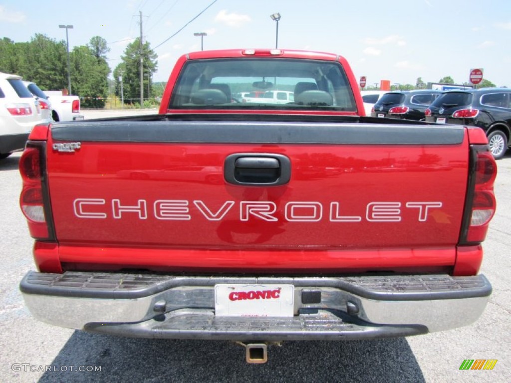 2004 Silverado 1500 LS Extended Cab - Victory Red / Dark Charcoal photo #6