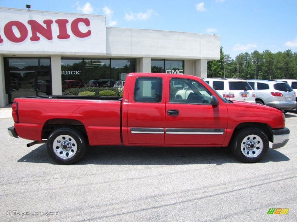 2004 Silverado 1500 LS Extended Cab - Victory Red / Dark Charcoal photo #8