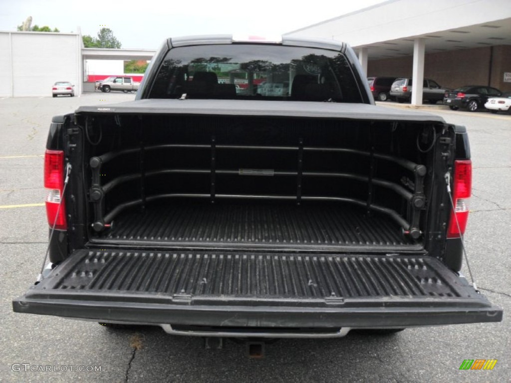 2005 F150 XLT SuperCab 4x4 - Black / Medium Flint/Dark Flint Grey photo #17