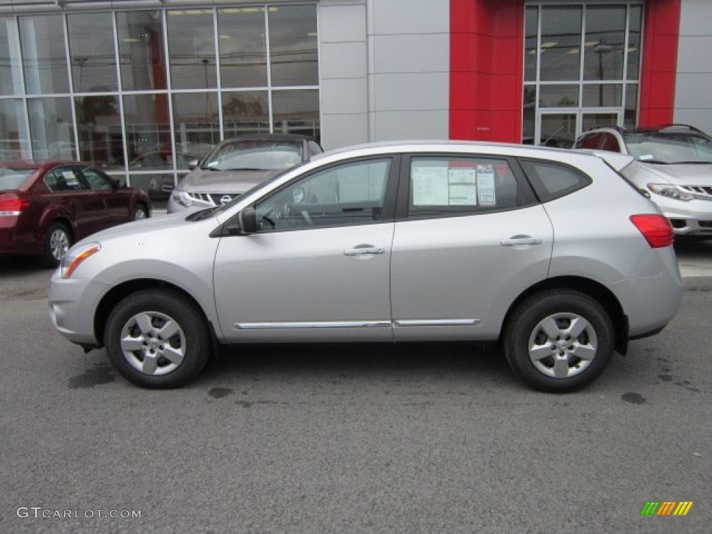 2011 Rogue S AWD - Silver Ice Metallic / Black photo #2