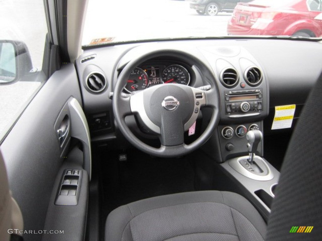 2011 Rogue S AWD - Silver Ice Metallic / Black photo #15