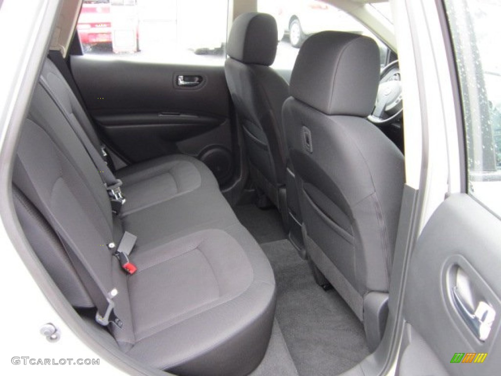 2011 Rogue S AWD - Silver Ice Metallic / Black photo #16