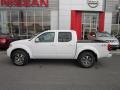 Avalanche White - Frontier Pro-4X Crew Cab 4x4 Photo No. 2