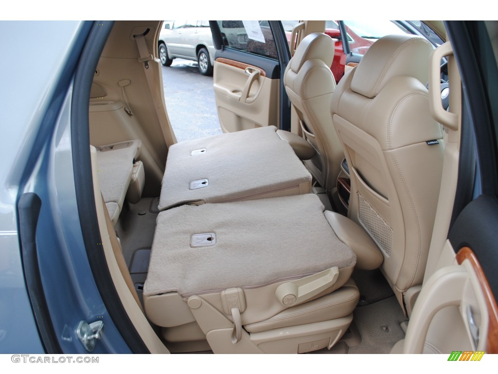 Tan Interior 2007 Saturn Outlook XR AWD Photo #50920683