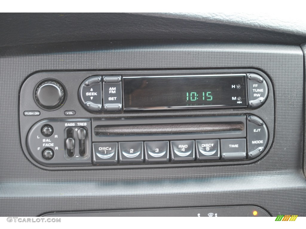 2003 Dodge Ram 1500 ST Regular Cab Controls Photo #50922114