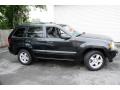 Black - Grand Cherokee Laredo 4x4 Photo No. 4