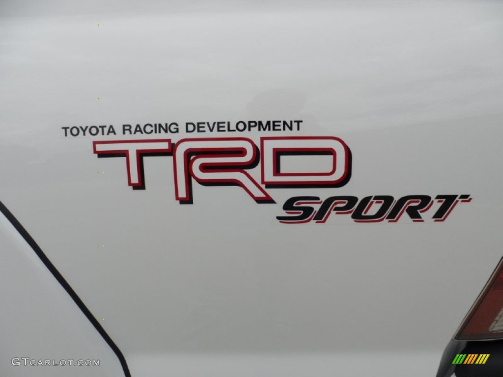 2011 Tacoma V6 TRD Sport PreRunner Double Cab - Super White / Graphite Gray photo #15