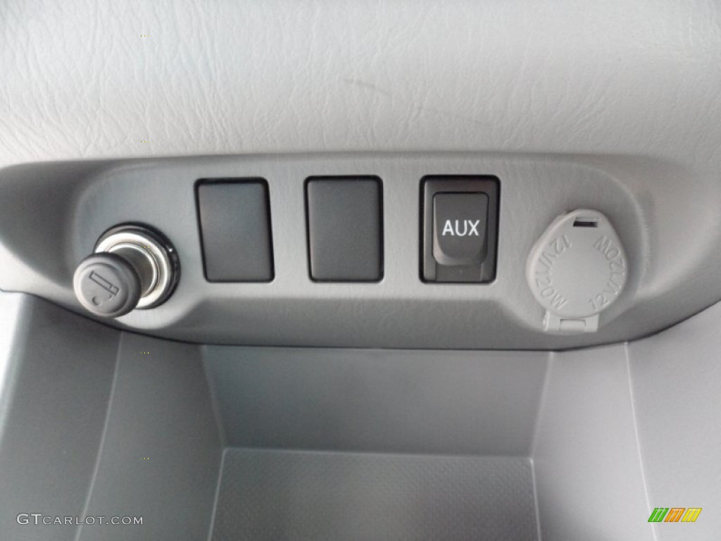 2011 Toyota Tacoma V6 TRD Sport PreRunner Double Cab Controls Photo #50923413
