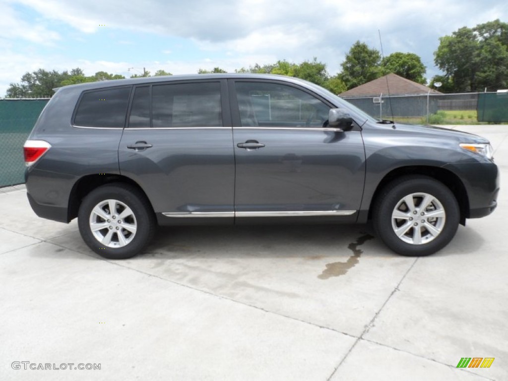 Magnetic Gray Metallic 2011 Toyota Highlander Standard Highlander Model Exterior Photo #50923518