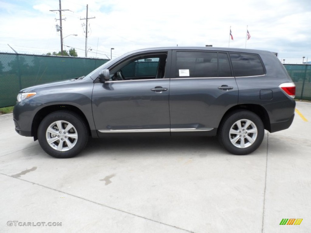 Magnetic Gray Metallic 2011 Toyota Highlander Standard Highlander Model Exterior Photo #50923572