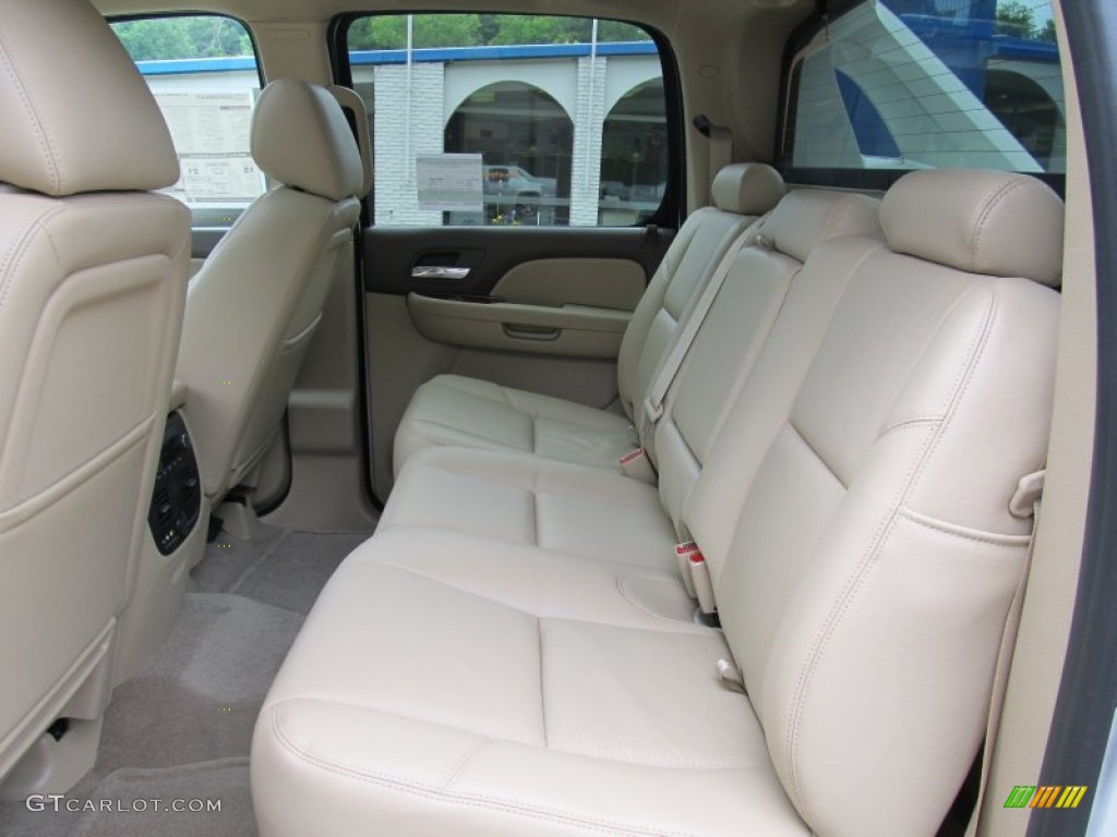 2011 Avalanche LTZ 4x4 - White Diamond Tricoat / Dark Cashmere/Light Cashmere photo #8