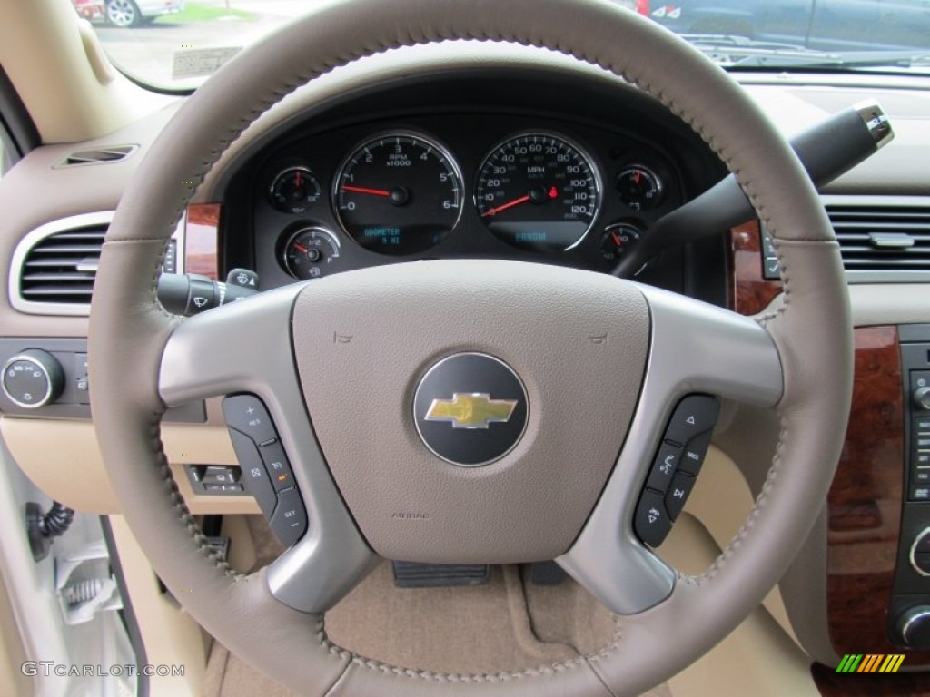 2011 Chevrolet Avalanche LTZ 4x4 Dark Cashmere/Light Cashmere Steering Wheel Photo #50924301