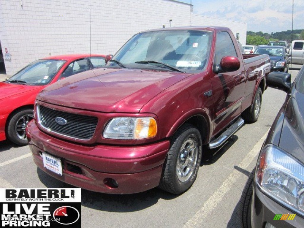 2003 F150 XL Regular Cab - Toreador Red Metallic / Dark Graphite Grey photo #3