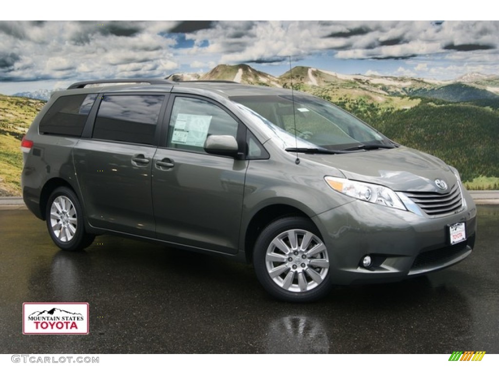 2011 Sienna XLE AWD - Predawn Gray Mica / Light Gray photo #1