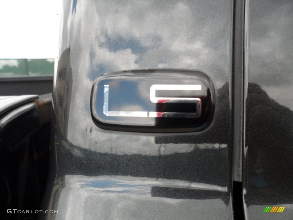 2003 Chevrolet Silverado 2500HD LS Extended Cab 4x4 Marks and Logos Photo #50927157