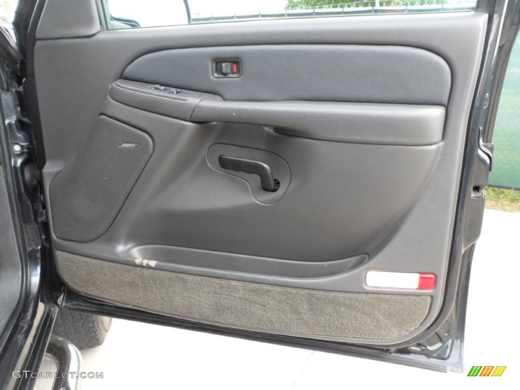 2003 Chevrolet Silverado 2500HD LS Extended Cab 4x4 Dark Charcoal Door Panel Photo #50927325