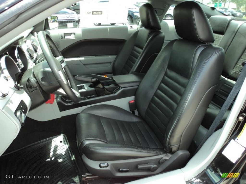 Black/Dove Accent Interior 2007 Ford Mustang GT Premium Coupe Photo #50928012
