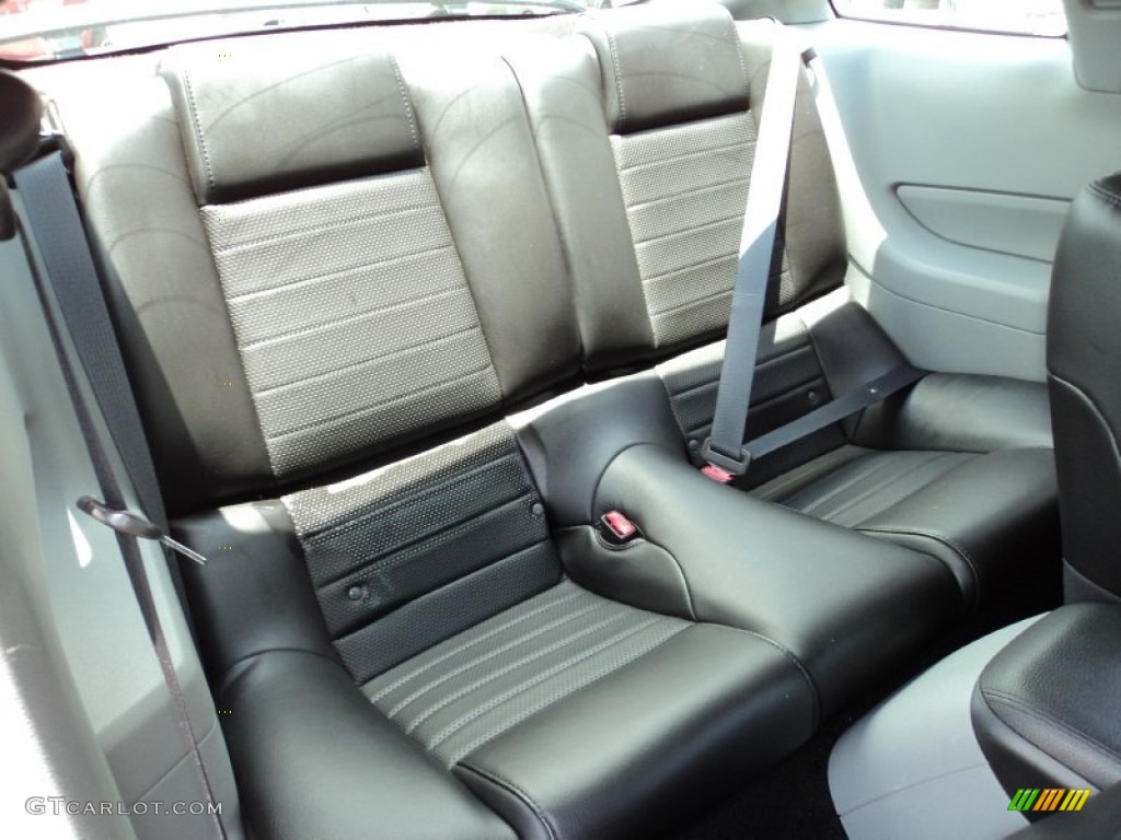 Black/Dove Accent Interior 2007 Ford Mustang GT Premium Coupe Photo #50928057