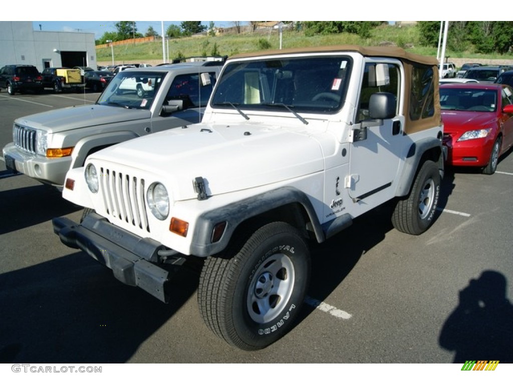 2004 Wrangler X 4x4 - Stone White / Khaki photo #4