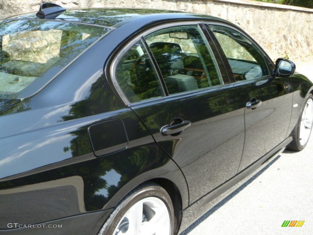 2010 3 Series 335i Sedan - Jet Black / Black photo #13