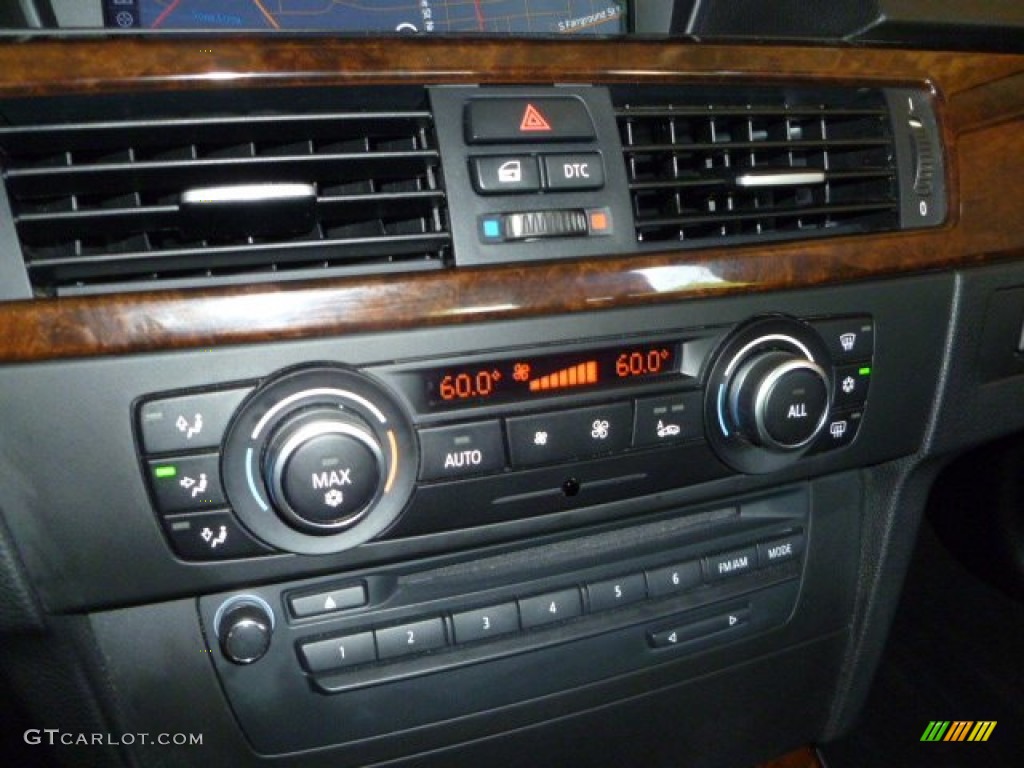 2010 BMW 3 Series 335i Sedan Controls Photo #50929146