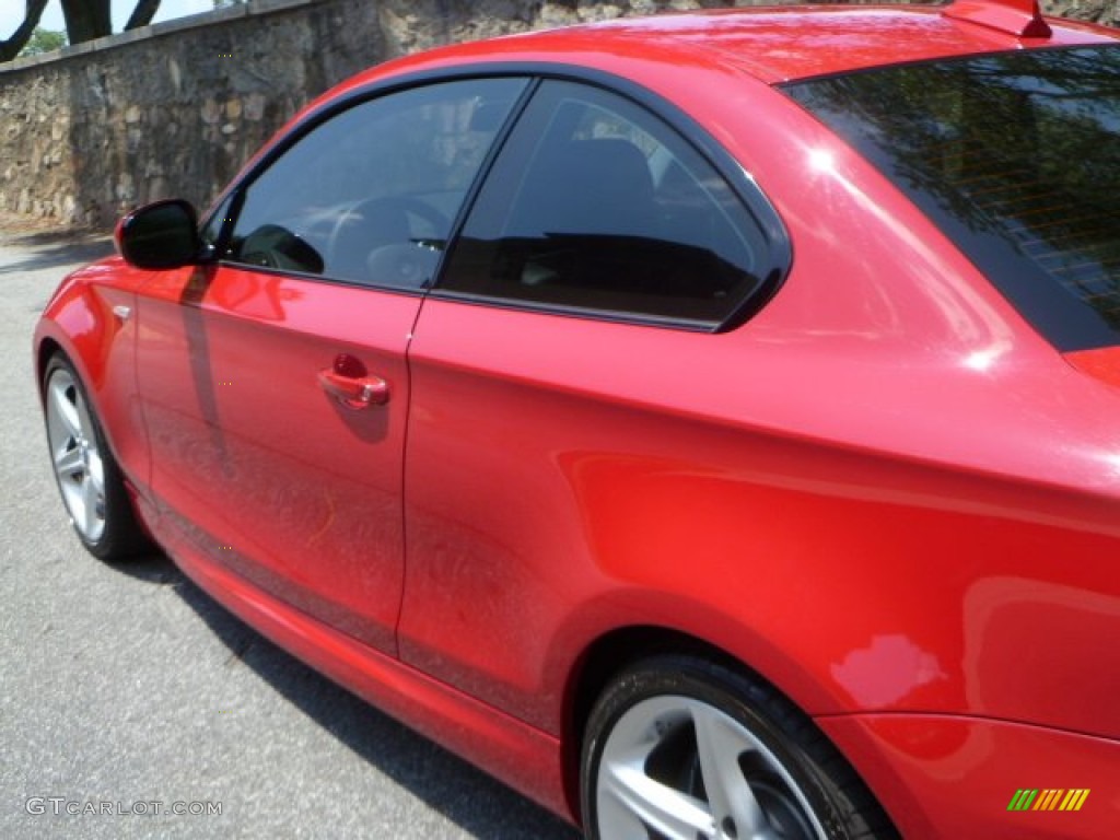 2010 1 Series 135i Coupe - Crimson Red / Black photo #16