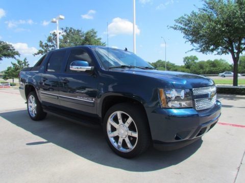 2007 Chevrolet Avalanche LT Data, Info and Specs