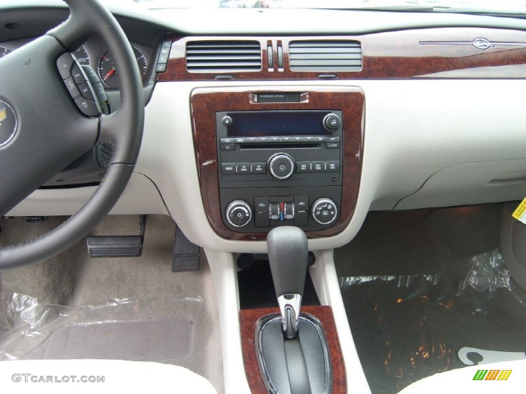 2011 Impala LT - Summit White / Gray photo #4