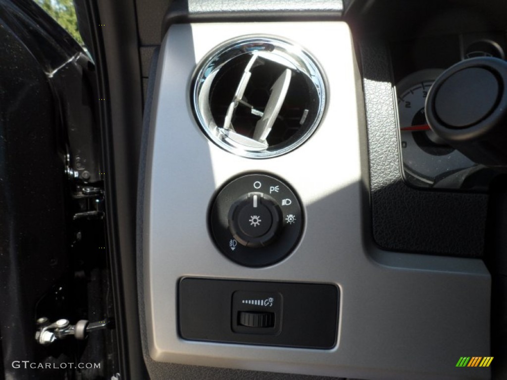 2010 F150 FX2 SuperCrew - Tuxedo Black / Black photo #49