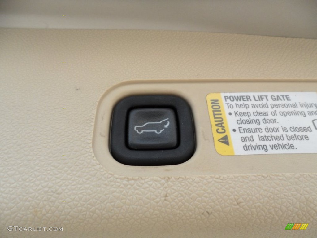 2007 Escalade AWD - Gold Mist / Cocoa/Light Cashmere photo #34