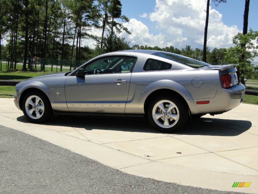 2007 Mustang V6 Premium Coupe - Tungsten Grey Metallic / Medium Parchment photo #8