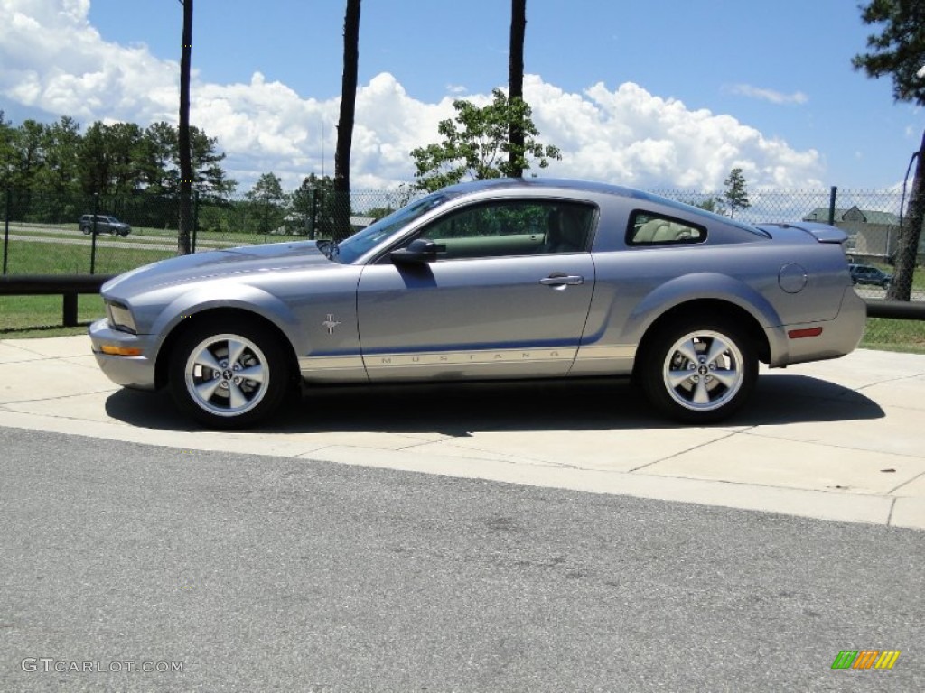 2007 Mustang V6 Premium Coupe - Tungsten Grey Metallic / Medium Parchment photo #9