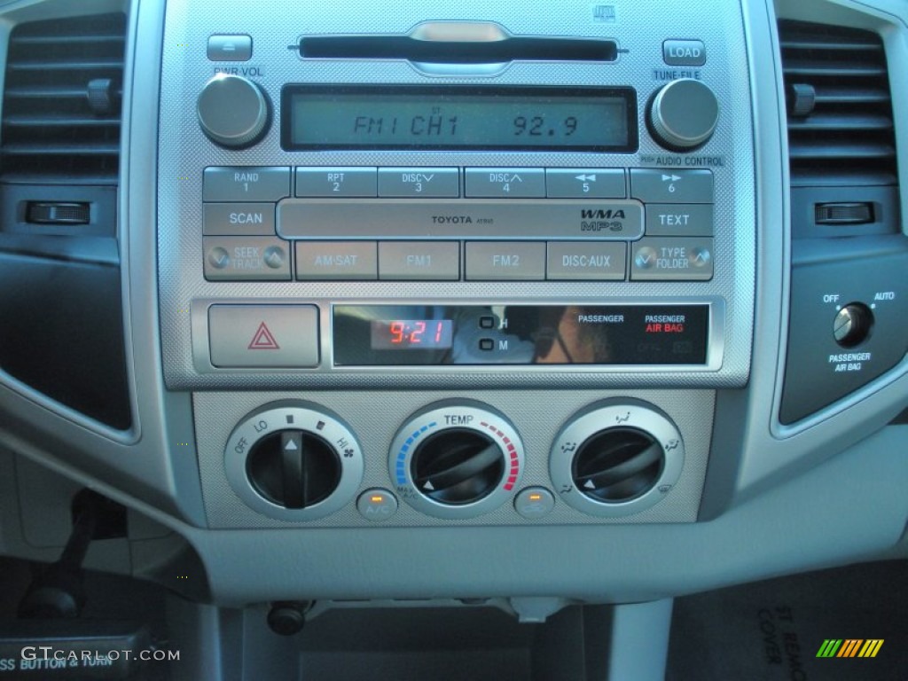 2009 Toyota Tacoma X-Runner Controls Photo #50934222