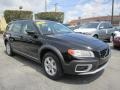 Black - XC70 AWD Photo No. 7
