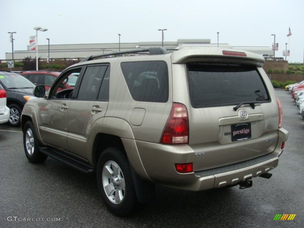 2005 4Runner Limited 4x4 - Dorado Gold Pearl / Taupe photo #4