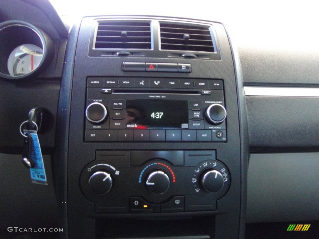 2008 Dodge Charger SE Controls Photo #50935836