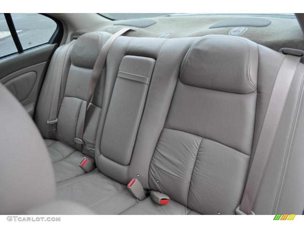 Taupe Interior 2003 Pontiac Bonneville SLE Photo #50938704