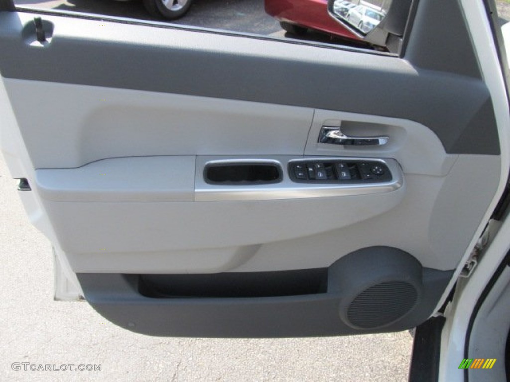 2008 Liberty Limited 4x4 - Stone White / Pastel Slate Gray photo #9