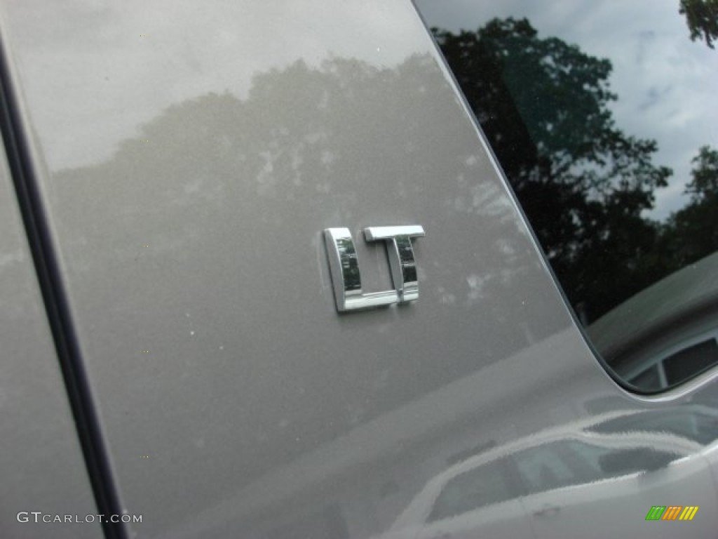 2007 Chevrolet Suburban 1500 LT 4x4 Marks and Logos Photo #50940036