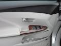 Classic Silver Metallic - Venza V6 AWD Photo No. 13