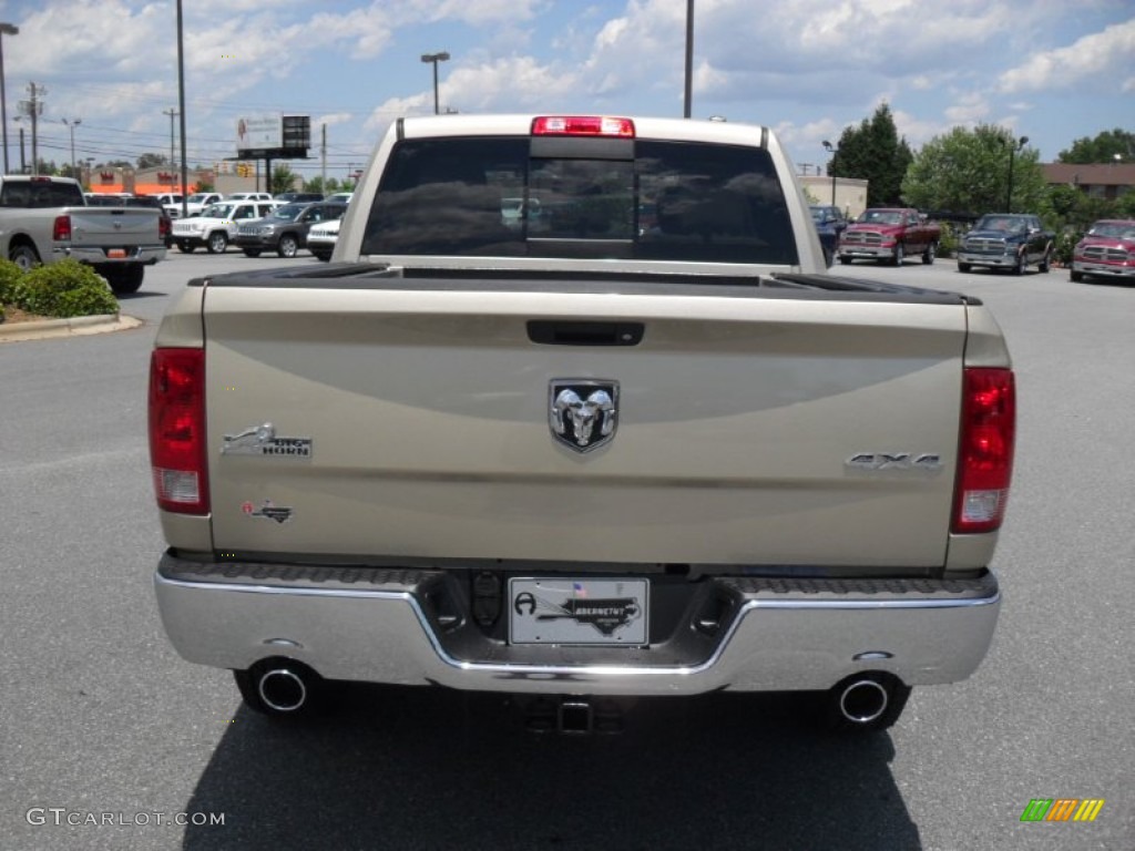 2011 Ram 1500 Big Horn Crew Cab 4x4 - White Gold / Light Pebble Beige/Bark Brown photo #3