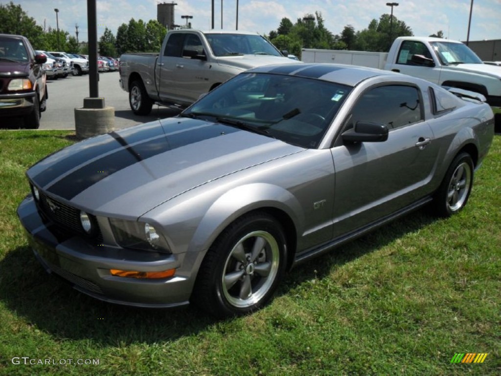 Tungsten Grey Metallic Ford Mustang