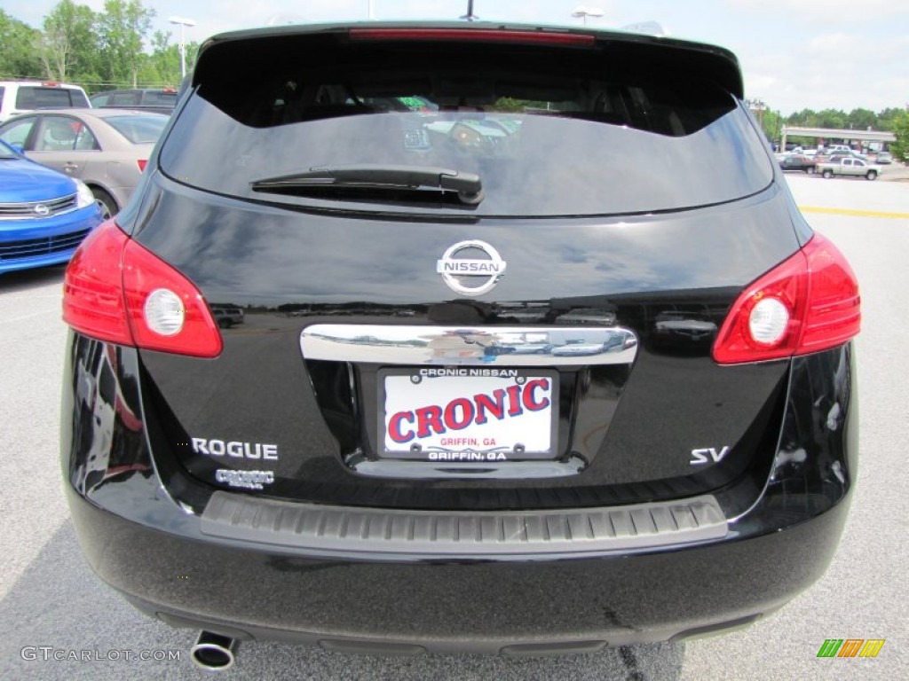 2011 Rogue SV - Wicked Black / Black photo #4