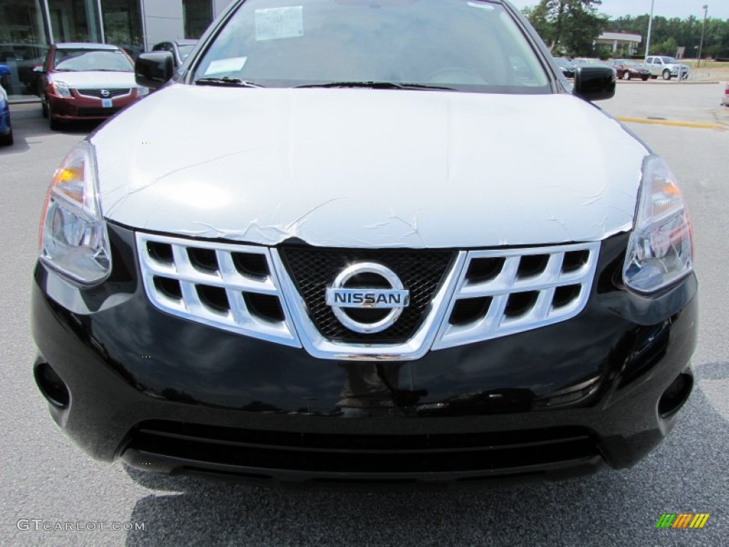 2011 Rogue SV - Wicked Black / Black photo #8