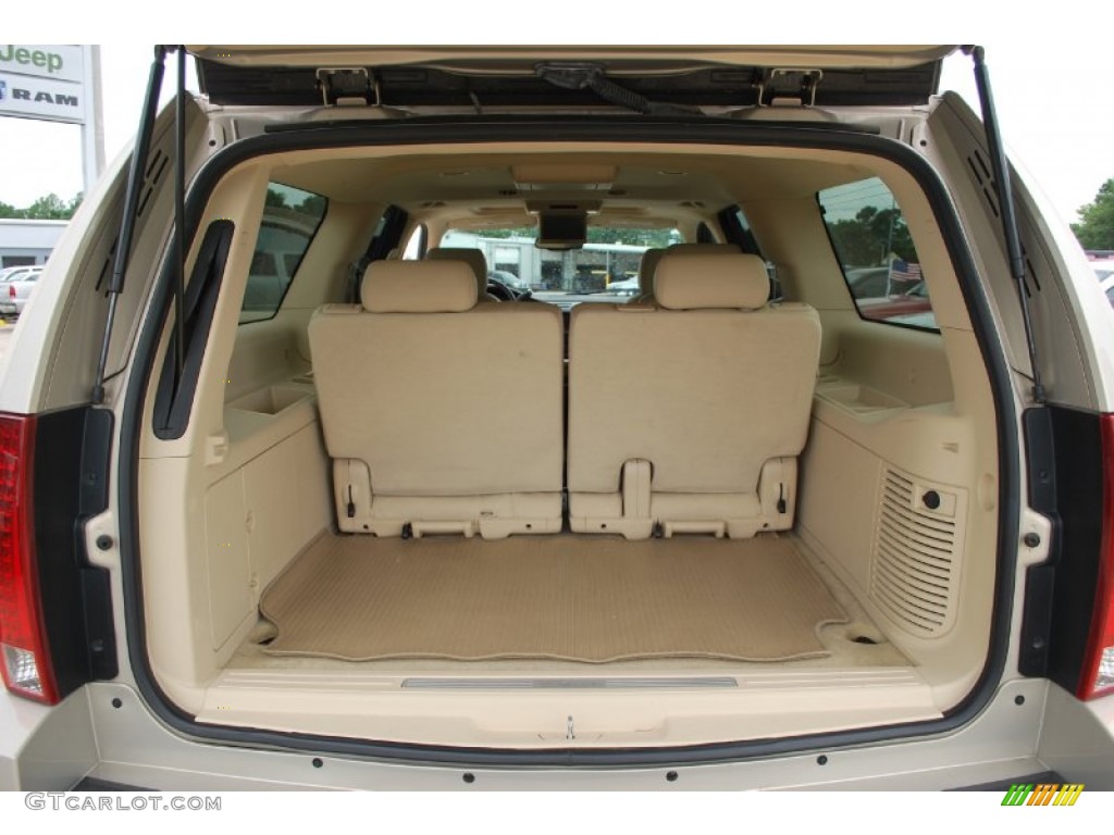 2008 Cadillac Escalade ESV Trunk Photo #50946501